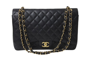 極美品 CHANEL シャネル デカマトラッセ33 Wフラップ Wチェーン ショルダーバッグ 15番台 キャビアスキン ブラック ゴールド金具 中古 4c070392