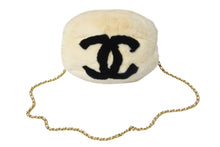 Load image into Gallery viewer, CHANEL シャネル ラパン ファー チェーン ショルダーバッグ アイボリー ブラック ココマーク アームウォーマー ゴールド金具 美品 中古 4c070395