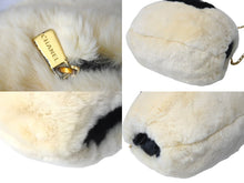 Load image into Gallery viewer, CHANEL シャネル ラパン ファー チェーン ショルダーバッグ アイボリー ブラック ココマーク アームウォーマー ゴールド金具 美品 中古 4c070395