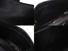 Load image into Gallery viewer, 極美品 CHANEL シャネル マトラッセ ワンショルダーバッグ 4番台 Wフェイス Wチェーン 25cm ラムスキン ココマーク ゴールド金具 中古 4c070397
