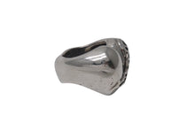 Load image into Gallery viewer, CHROMEHEARTS クロムハーツ ラージハート リング 指輪 アクセサリー シルバー925 28.9g サイズ16 美品 中古 4c070420