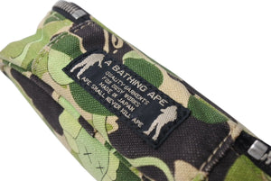 A BATHING APE アベイシングエイプ ミニポーチ カモJAPAN製 コットンナイロン カーキベージュ シルバー金具 美品 中古 4c070421 