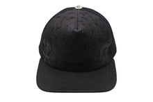 Load image into Gallery viewer, 極美品 CHROME HEARTS クロムハーツトラッカーキャップ クロスパッチ セメタリー クロスボール シルバー 925 ブラック 中古 4c070442