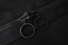 Load image into Gallery viewer, CHANEL シャネル スポーツライン ボストンバッグ ココマーク 7番台 キャンバス ブラック ナイロン 美品 中古 4c070456