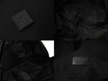 Load image into Gallery viewer, CHANEL シャネル スポーツライン ボストンバッグ ココマーク 7番台 キャンバス ブラック ナイロン 美品 中古 4c070456