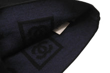 Load image into Gallery viewer, 極美品 CHANEL シャネル ココマークロゴ ニット帽 帽子 キャップ ビーニー ウール ブラック ブルー b220108 中古 4c070459