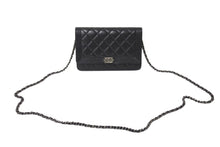 Load image into Gallery viewer, CHANEL シャネル ボーイシャネル ショルダーバッグ チェーンウォレット 19番台 ラムスキン ブラック シルバー 美品 中古 4c070487