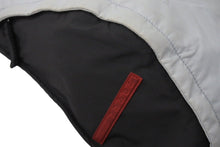 Load image into Gallery viewer, PRADA プラダスポーツ リュック デイパック 4VZ033 イタリア製 ポリエステル ポリウレタン グレー レッド ライトブルー 美品 中古 4c070490