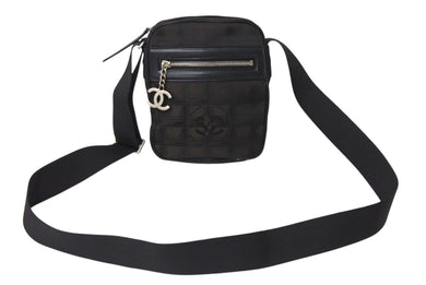 極美品 CHANEL シャネル ニュートラベルライン ショルダーバッグ A30913 10番台 ココマーク ブラック ブラウン ナイロンキャンバス 中古 4c070504