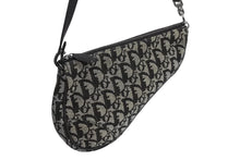 Load image into Gallery viewer, Christian Dior クリスチャンディオール トロッター サドルポーチ ロゴ ハンドバッグ 総柄 ブラック シルバー金具 美品 中古 4c070527