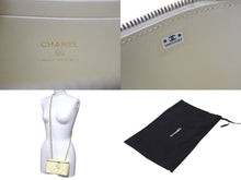 Load image into Gallery viewer, 極美品 CHANEL シャネル バニティバッグ AP1341 チェーンショルダー キャビアスキン アイボリー ココマーク ランダム番台 中古 4c070537