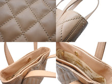 Load image into Gallery viewer, CHANEL シャネル ココマーク ハンドバッグ ワイルドステッチ 7番台 カーフスキン ベージュ ゴールド金具 美品 中古 4c070577