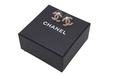 CHANEL シャネル ココマーク 両耳ピアス ラインストーン アクセサリー C20刻印 メタル ラインストーン ゴールド 美品 中古 4c070600