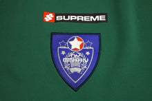 画像をギャラリービューアに読み込む, 未使用 Supreme シュプリーム クレスト サッカー ジャージ クレスト サッカー ジャージ サイズ L グリーン 中古 4c070696 