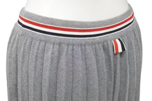 Load image into Gallery viewer, 極美品 THOM BROWNE トムブラウン 22SS プリーツ スカート FKK096A Y3009055 コットン グレー サイズ36 中古 4c070806