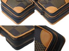 Load image into Gallery viewer, 極美品 LOUIS VUITTON ルイ ヴィトン アマゾン メッセンジャー ショルダーバッグ NIGO N40357 ダミエ エベヌ 中古 4c070823