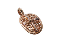 Load image into Gallery viewer, CHROME HEARTS クロムハーツ タイニー オーバルクロス ペンダントトップ パヴェダイヤ 重量約8.4g K22ゴールド 美品 中古 4c070835