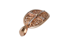 Load image into Gallery viewer, CHROME HEARTS クロムハーツ タイニー オーバルクロス ペンダントトップ パヴェダイヤ 重量約8.4g K22ゴールド 美品 中古 4c070835