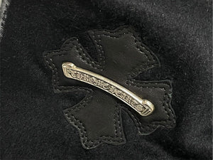 極美品 CHROME HEARTS クロムハーツ スクロールラベル シルク 大判ストール レザーパッチ ブラック 4c070840