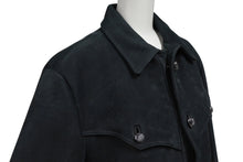 Load image into Gallery viewer, 極美品 CHROME HEARTS クロムハーツ ハンティングジャケット サイズM クローボタン ブラック系 ヌバック シルバー925 中古 4c070841