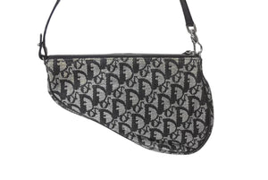 Christian Dior クリスチャンディオール トロッター サドルポーチ ロゴ ハンドバッグ 総柄 ブラック シルバー金具 MC0032 美品 中古 4c070865