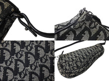 Load image into Gallery viewer, Christian Dior クリスチャンディオール トロッター サドルポーチ ロゴ ハンドバッグ 総柄 ブラック シルバー金具 MC0032 美品 中古 4c070865