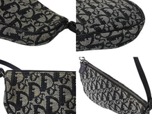 Load image into Gallery viewer, Christian Dior クリスチャンディオール トロッター サドルポーチ ロゴ ハンドバッグ 総柄 ブラック シルバー金具 MC0032 美品 中古 4c070865