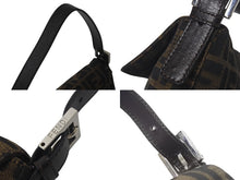Load image into Gallery viewer, FENDI フェンディ マンマバケット ワンショルダーバッグ ズッカ柄 コットンキャンバス レザー シルバー金具 ブラウン 美品 中古 4c075874