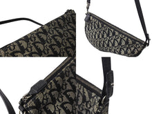 Load image into Gallery viewer, Christian Dior クリスチャンディオール トロッター サドルポーチ ロゴ アクセサリーポーチ 総柄 ブラック シルバー金具 MC1013 美品 中古 4c070880