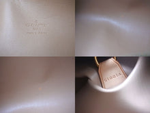 Load image into Gallery viewer, LOUIS VUITTON ルイヴィトン ベッドフォード ハンドバッグ M91329 モノグラムヴェルニ 筒型 ゴールド金具 ブラウン 美品 中古 4c070908