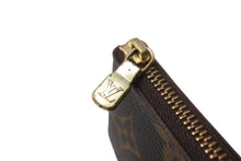 Load image into Gallery viewer, Louis Vuitton ルイヴィトン pochette clés ポシェットクレ コインケース ブラウン PVC レザー M62650 美品 中古 4c070919