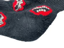 Load image into Gallery viewer, CHROME HEARTS クロムハーツ 靴下 マッティボーイ リップ ソックス ロゴ刺繍 ブラック レッド コットン 美品 中古 4c070935