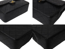 Load image into Gallery viewer, CHANEL シャネル 縦長 15cm ミニマトラッセ20 チェーンショルダーバッグ 1番台 ラムスキン ブラック ゴールド 良品 中古 4c070966