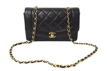 Load image into Gallery viewer, 極美品 CHANEL シャネル シングルフラップ ダイアナマトラッセ22 ショルダーバッグ 2番台 A05289 ラムスキン 中古 4c070972