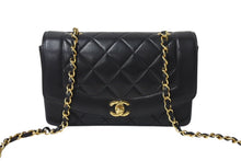 Load image into Gallery viewer, 極美品 CHANEL シャネル シングルフラップ ダイアナマトラッセ22 ショルダーバッグ 2番台 A05289 ラムスキン 中古 4c070972