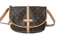 Load image into Gallery viewer, 新品同様 LOUIS VUITTON ルイヴィトン ソミュール30 ショルダーバッグ ブラウン モノグラム ロゴ 斜めがけ M42256 中古 4c070978