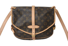 Load image into Gallery viewer, 新品同様 LOUIS VUITTON ルイヴィトン ソミュール30 ショルダーバッグ ブラウン モノグラム ロゴ 斜めがけ M42256 中古 4c070978