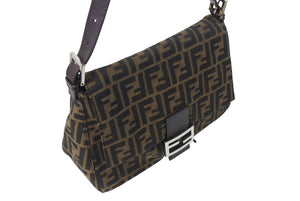 FENDI フェンディ ワンショルダーバッグ 26325 ズッカ柄 総柄 ブラウンキャンバス レザー シルバー金具 美品 中古 4c070992 