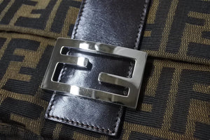 FENDI フェンディ ワンショルダーバッグ 26325 ズッカ柄 総柄 ブラウンキャンバス レザー シルバー金具 美品 中古 4c070992 