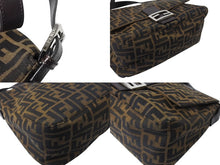画像をギャラリービューアに読み込む, FENDI フェンディ ワンショルダーバッグ 26325 ズッカ柄 総柄 ブラウンキャンバス レザー シルバー金具 美品 中古 4c070992 