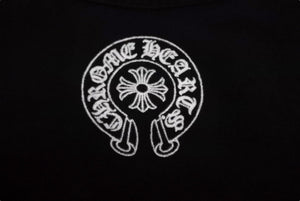 極美品 CHROME HEARTS クロムハーツ Tシャツ Vネック 半袖 ホースシュー ロゴ ブラック コットン サイズM RN# 95024 中古 4c071016