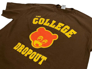 極美品 KANYE WEST THE COLLEGE DROP OUT カニエ ウェスト ザ コレッジ ドロップアウト 半袖Tシャツ サイズ L ブラウン 中古 4c071126