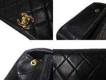 Load image into Gallery viewer, CHANEL シャネル マトラッセ フルフラップチェーンショルダーバッグ ココマーク 1番台 ラムスキン ブラック ゴールド 美品 中古 4c071162