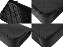 Load image into Gallery viewer, CHANEL シャネル マトラッセ フルフラップチェーンショルダーバッグ ココマーク 1番台 ラムスキン ブラック ゴールド 美品 中古 4c071162