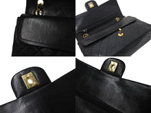 Load image into Gallery viewer, CHANEL シャネル マトラッセ25 Wフラップ Wチェーンショルダーバッグ ココマーク 1番台 ラムスキン ブラック ゴールド 美品 中古 4c071164