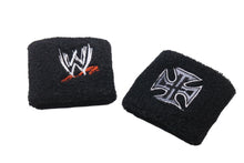 Load image into Gallery viewer, WWE ワールドレスリングエンターテイメント リストバンド 2個セット コットン ブラック ホワイト レッド グレー 美品 中古 4c071165