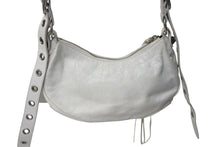 Load image into Gallery viewer, BALENCIAGA バレンシアガ LE CAGOLE XS ル カゴール 671309 9104 0 662481 アリーナラムスキン ホワイト シルバー金具 美品 中古 4c071194