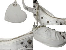 Load image into Gallery viewer, BALENCIAGA バレンシアガ LE CAGOLE XS ル カゴール 671309 9104 0 662481 アリーナラムスキン ホワイト シルバー金具 美品 中古 4c071194