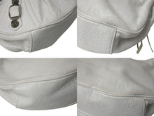 Load image into Gallery viewer, BALENCIAGA バレンシアガ LE CAGOLE XS ル カゴール 671309 9104 0 662481 アリーナラムスキン ホワイト シルバー金具 美品 中古 4c071194