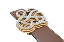 Load image into Gallery viewer, 新品同様 LOUIS VUITTON ルイヴィトン ベルト バックル M8469 ダイナスティ 2024SS 100/40 パール ゴールド金具 中古 4c071196